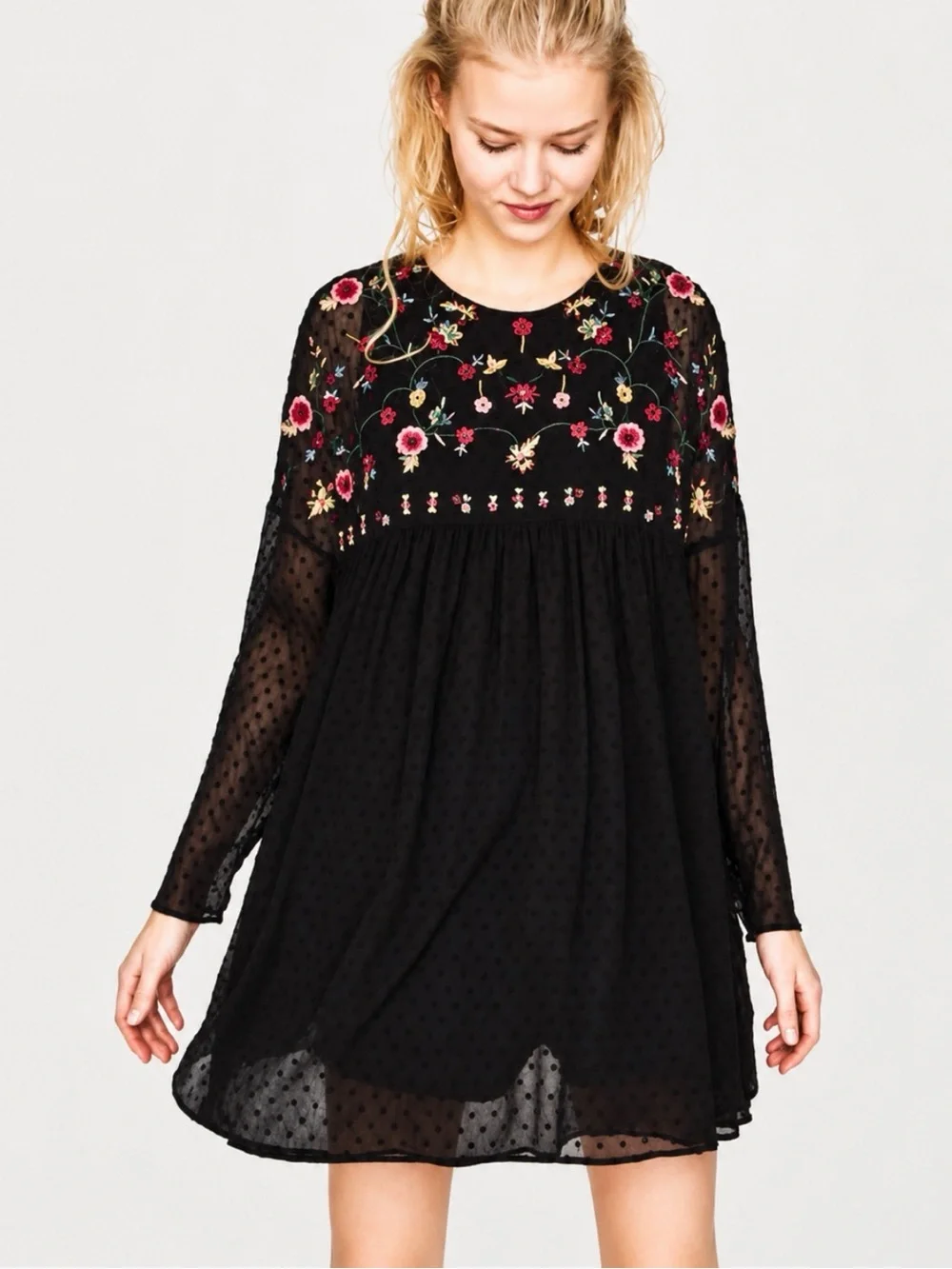 Zara Floral Embroidered Babydoll Mini Dress Size Small - Picture 3 of 9